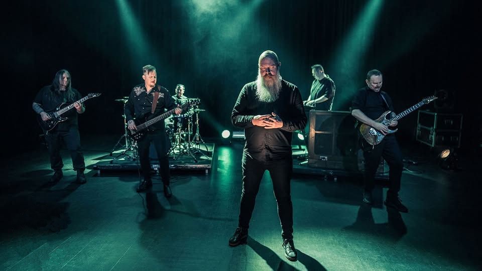 Green Carnation 2025